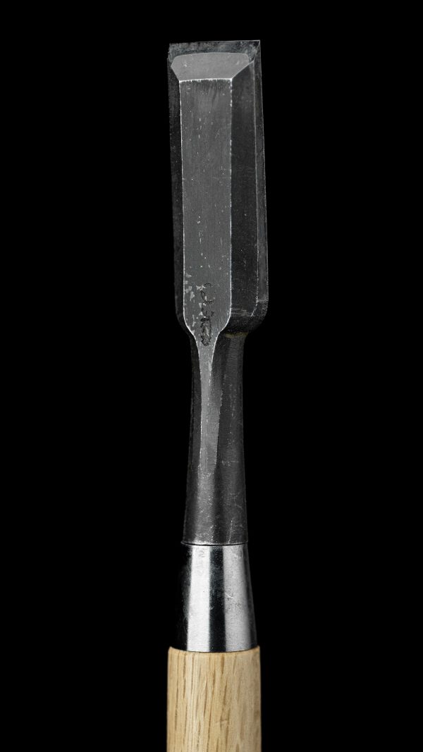 Oire-Nomi Japanese Hand Made Bench Chisel By Yamahiro - 21mm For Sale